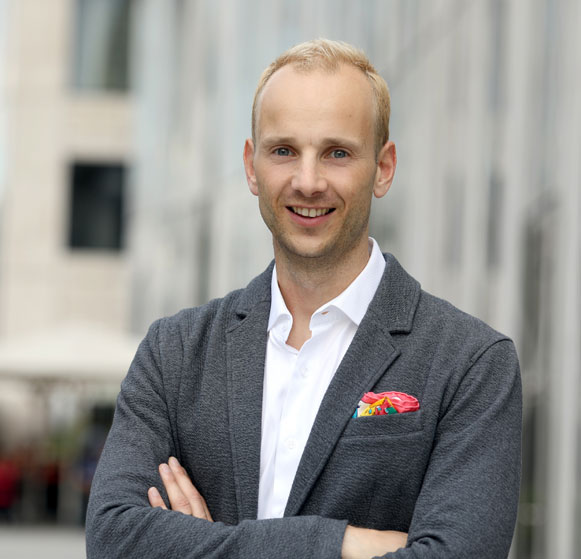 Christoph Lay - Geschäftsführer abrechnungsstelle.com Christoph Lay - Geschäftsführer abrechnungsstelle.com